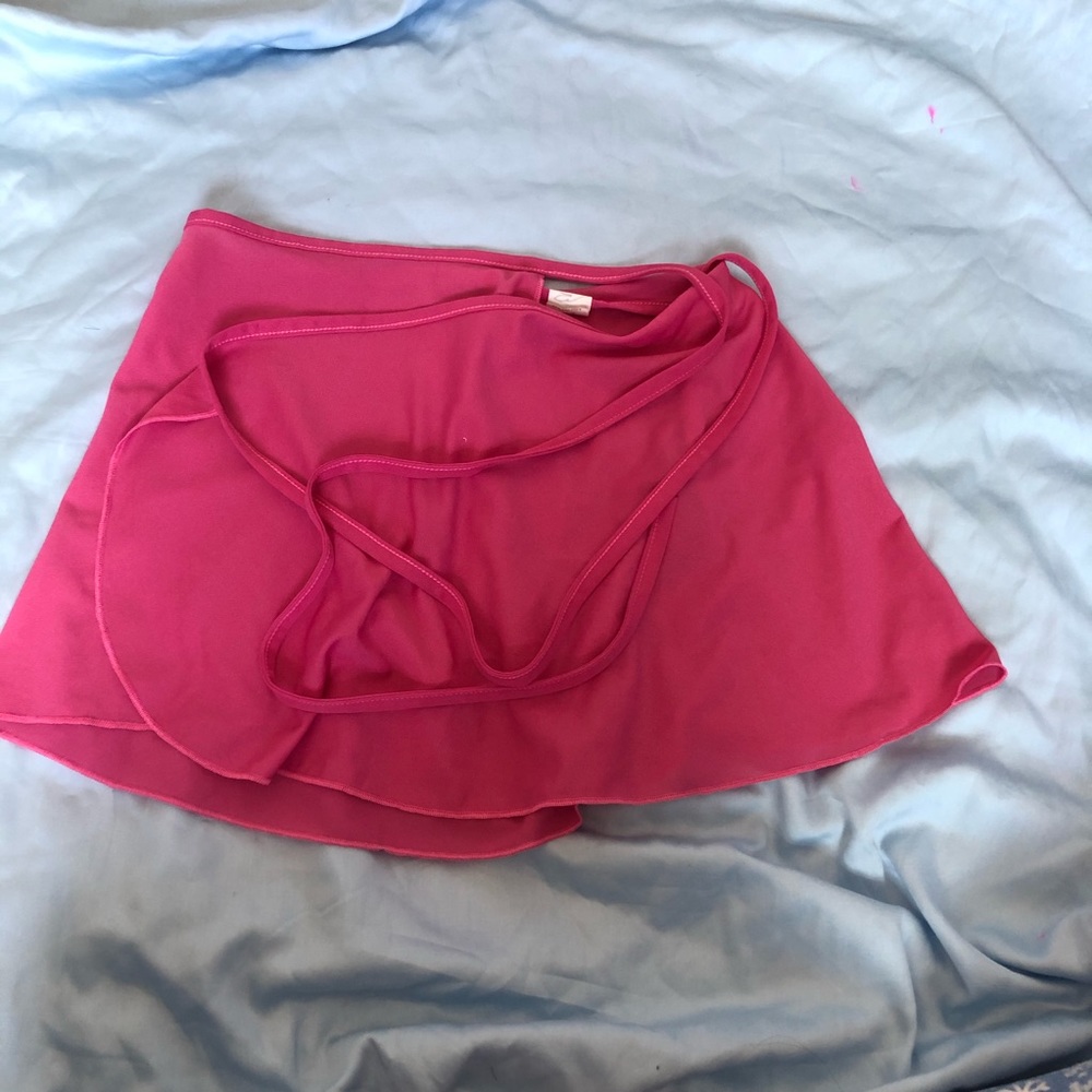 Motion wear wrap skirt